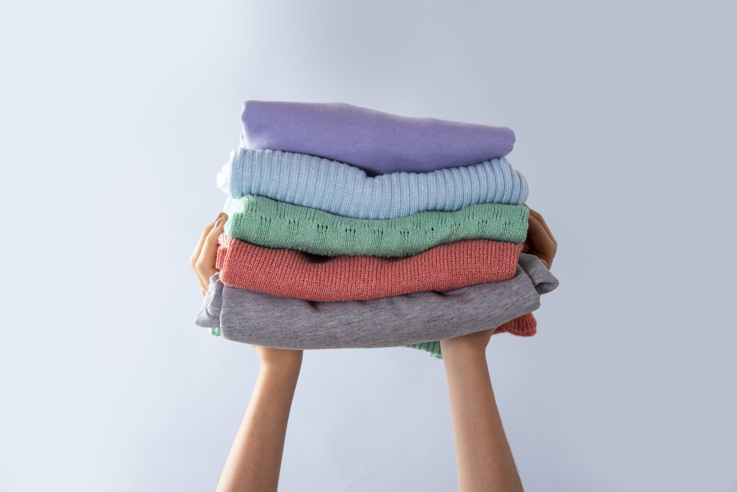 come lavare e stirare i vestiti in lana la guida completa per fare il bucato
