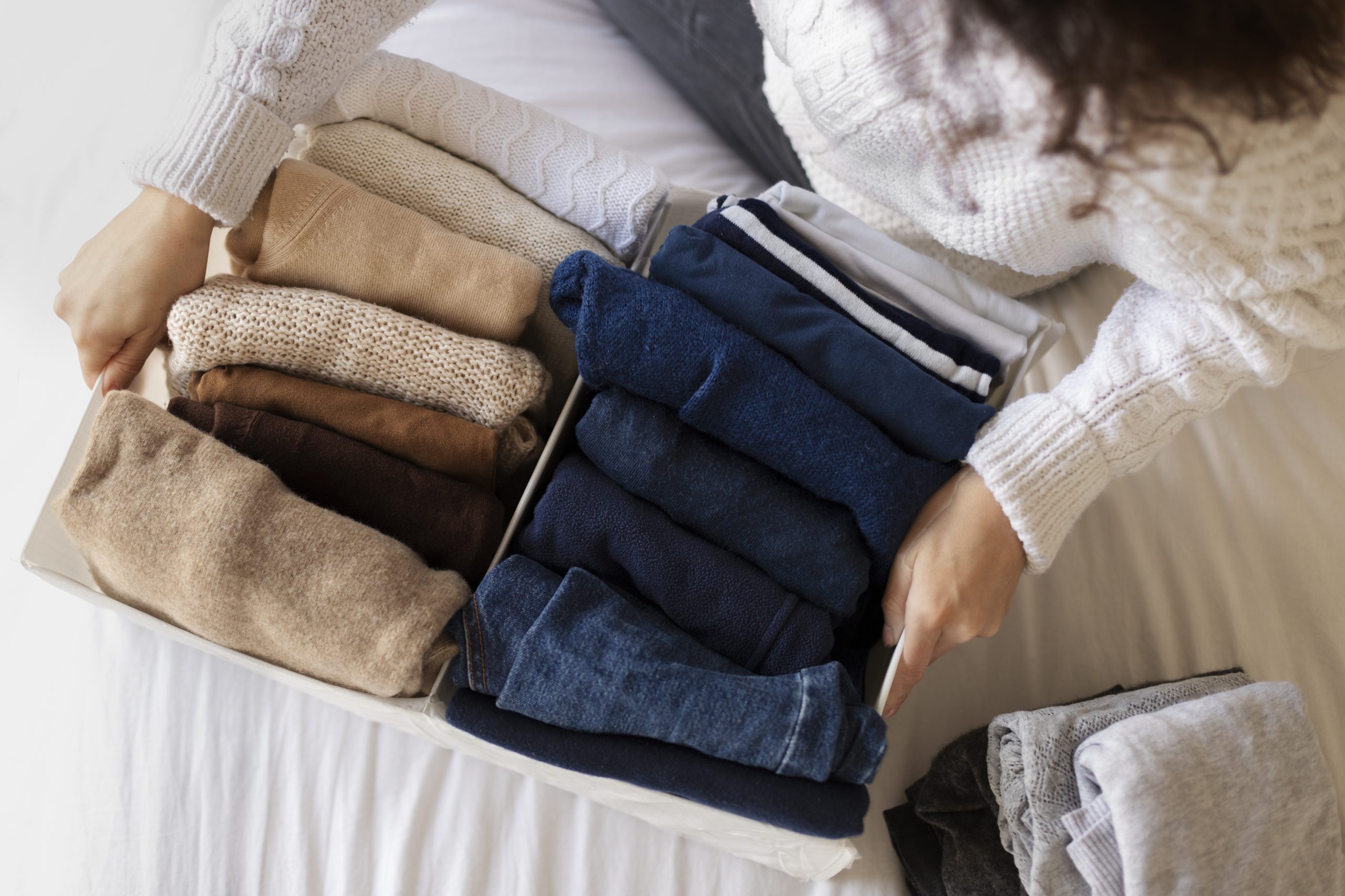 come mettere in ordine i vestiti nell'armadio